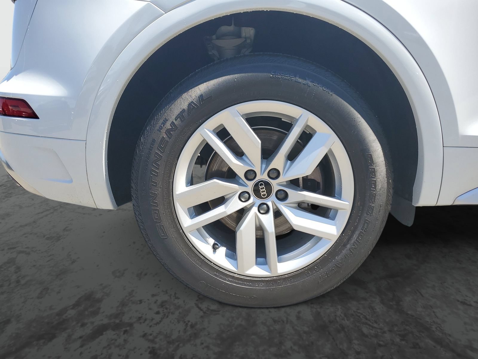 Used 2022 Audi Q5 2.0T Premium AWD/4WD image 5