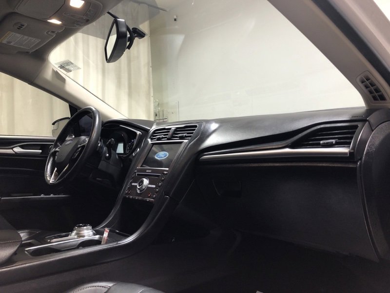 Used 2017 Ford Fusion Titanium image 14