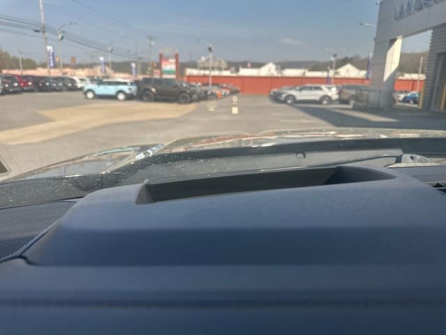 Used 2023 Chevrolet Silverado 1500 High Country w/ Technology Package image 18