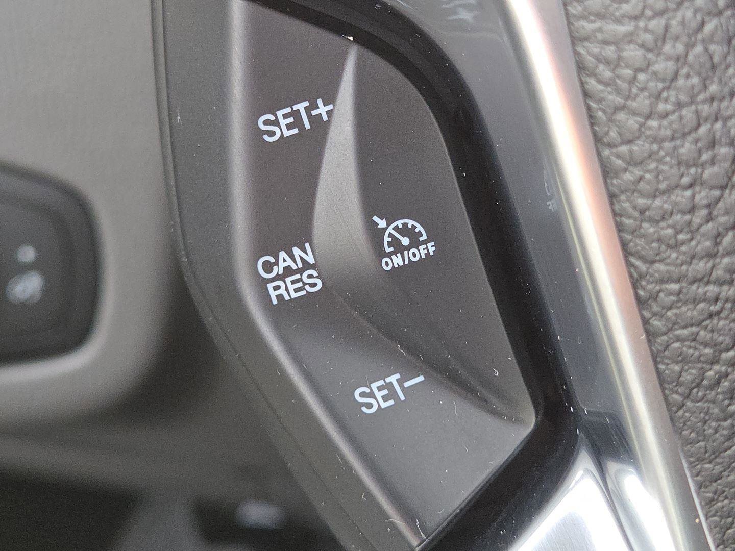 Used 2020 Ford Transit Connect XL FWD image 24