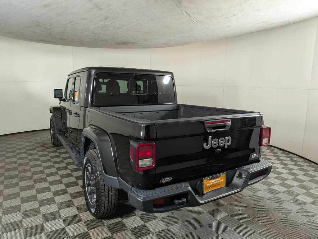 Certified 2023 Jeep Gladiator Overland AWD/4WD image 4