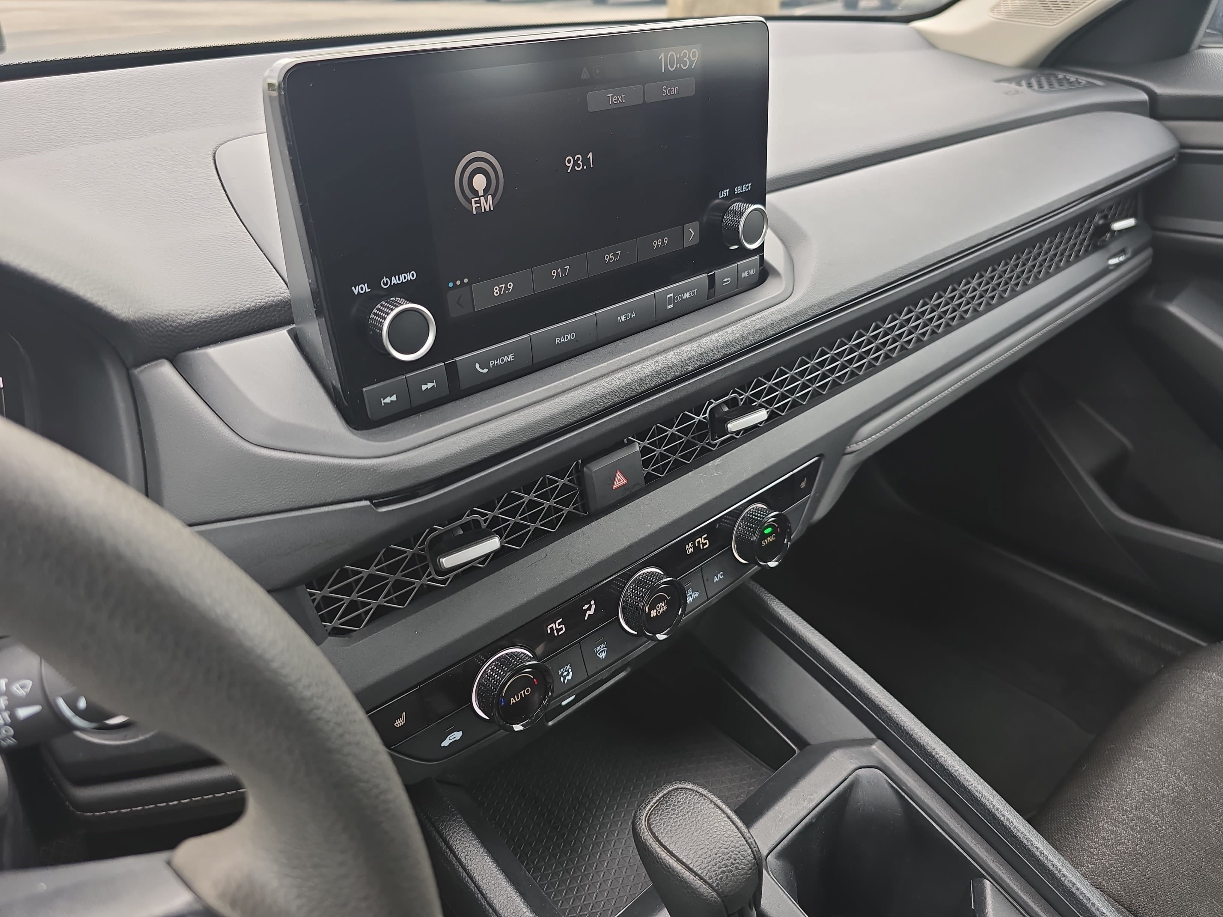 Used 2024 Honda Accord EX image 19