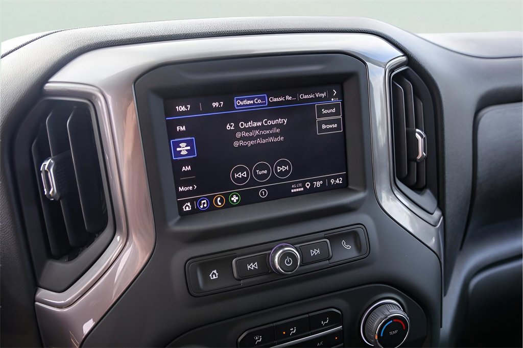 Certified 2024 Chevrolet Silverado 2500 Custom w/ Custom Value Package image 18