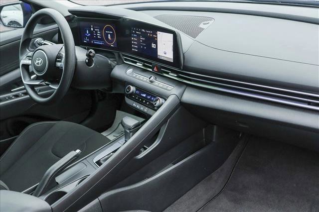 Certified 2024 Hyundai Elantra SEL image 28