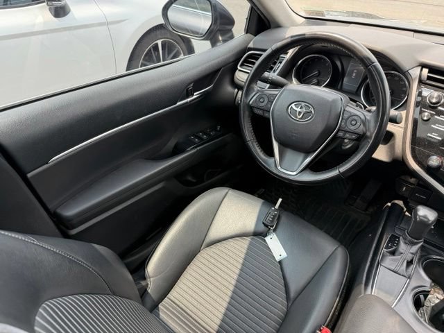 Used 2019 Toyota Camry SE FWD image 8