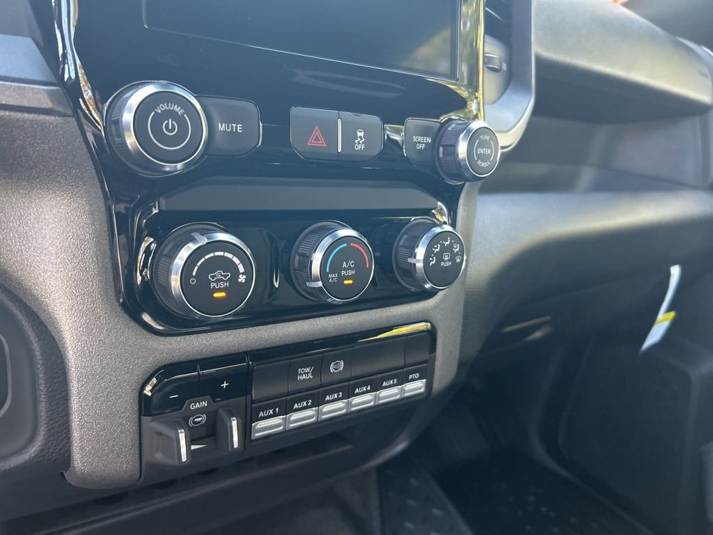 Used 2025 RAM 3500 Tradesman image 32