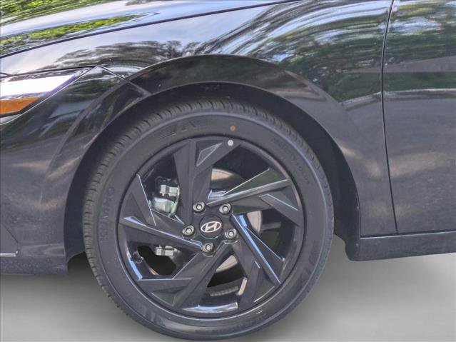 New 2026 Hyundai Elantra SEL Sport Premium FWD image 10