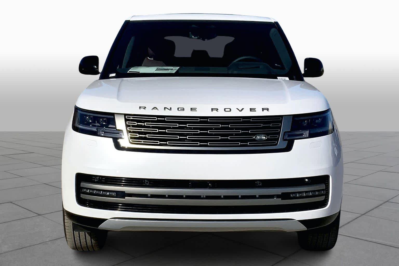 New 2026 Land Rover Range Rover SE image 3
