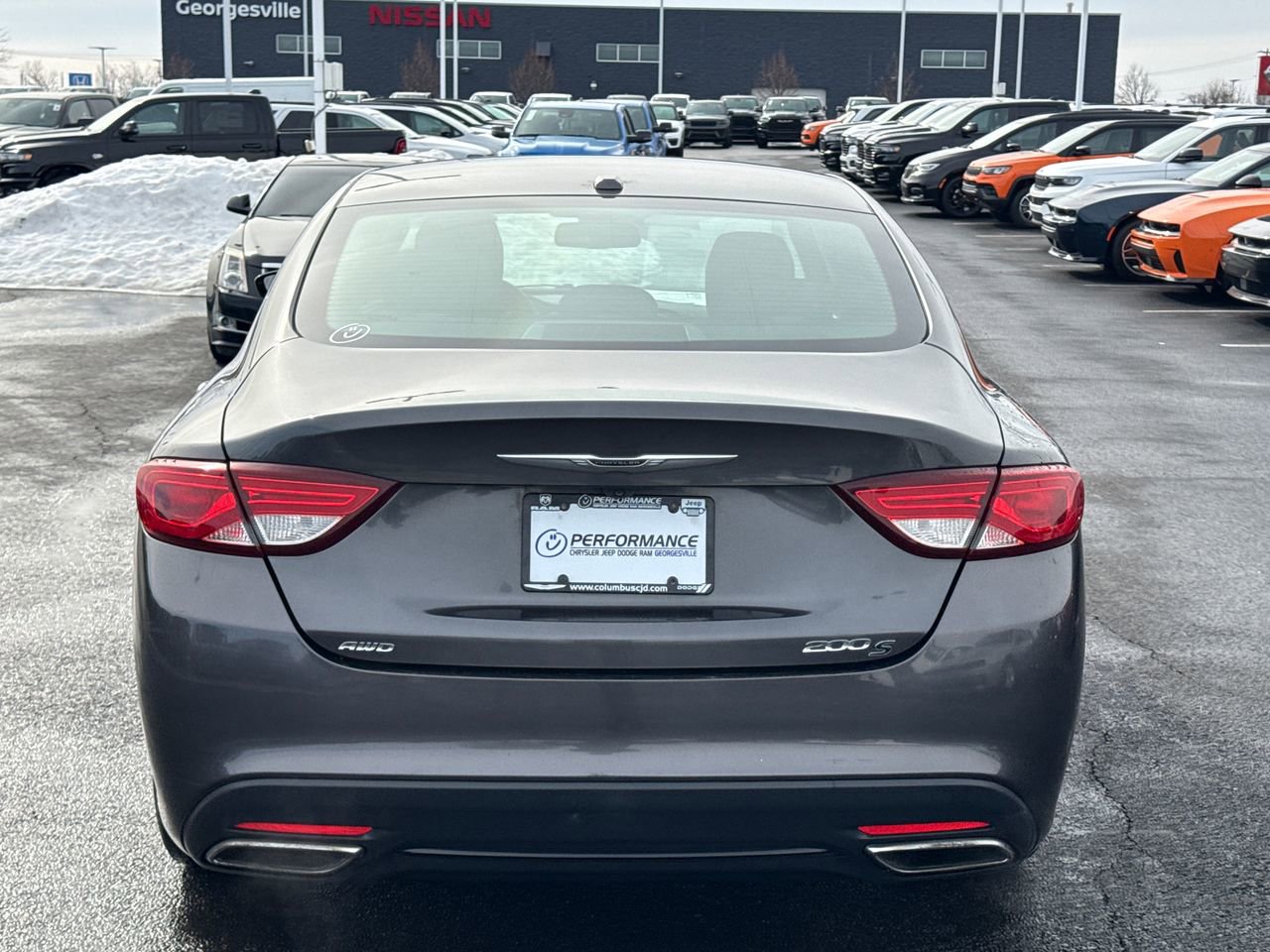 Used 2015 Chrysler 200 S w/ Comfort Group image 4
