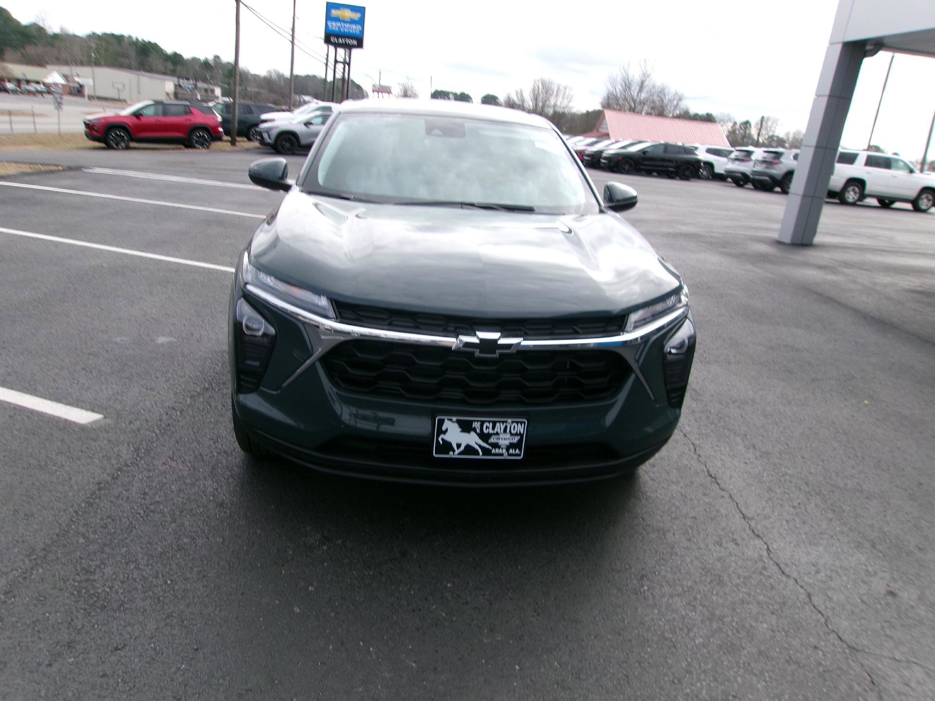 New 2026 Chevrolet Trax LS w/ LS Convenience Package image 8
