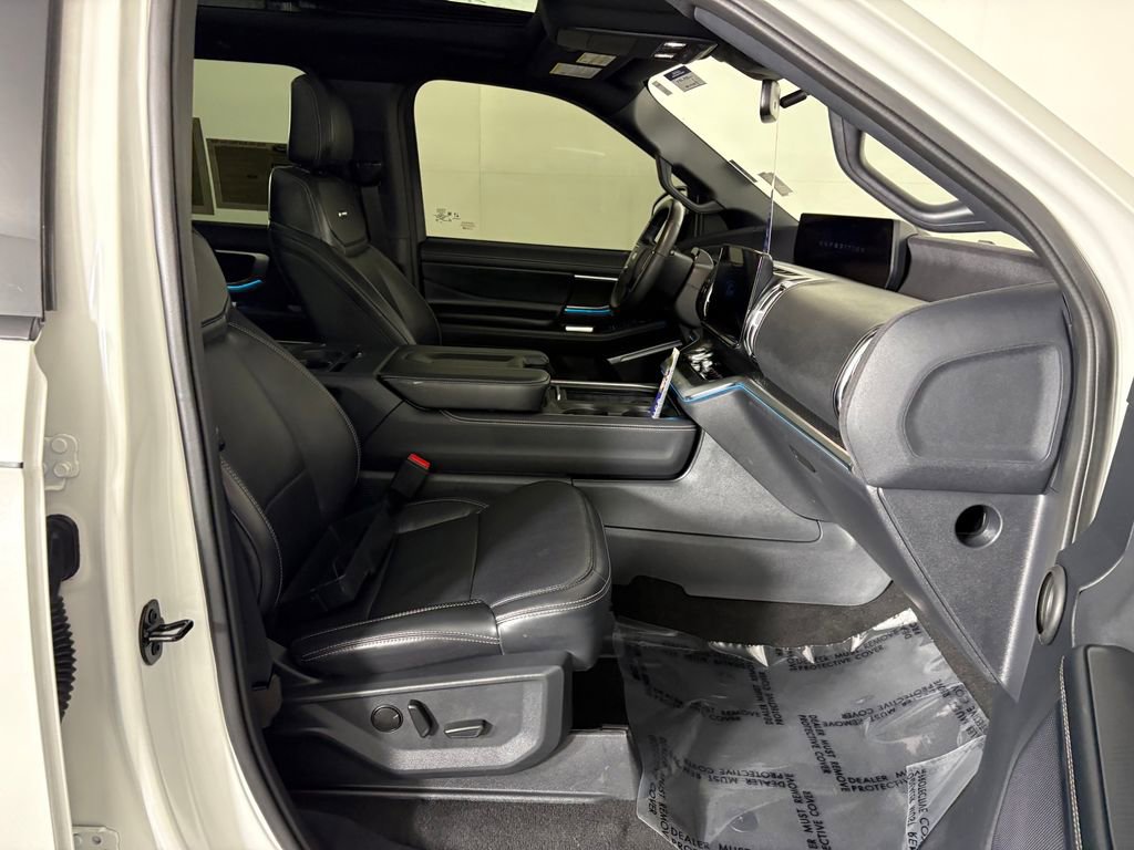 Certified 2025 Ford Expedition Max Platinum w/ Stealth Performance Package AWD/4WD image 42