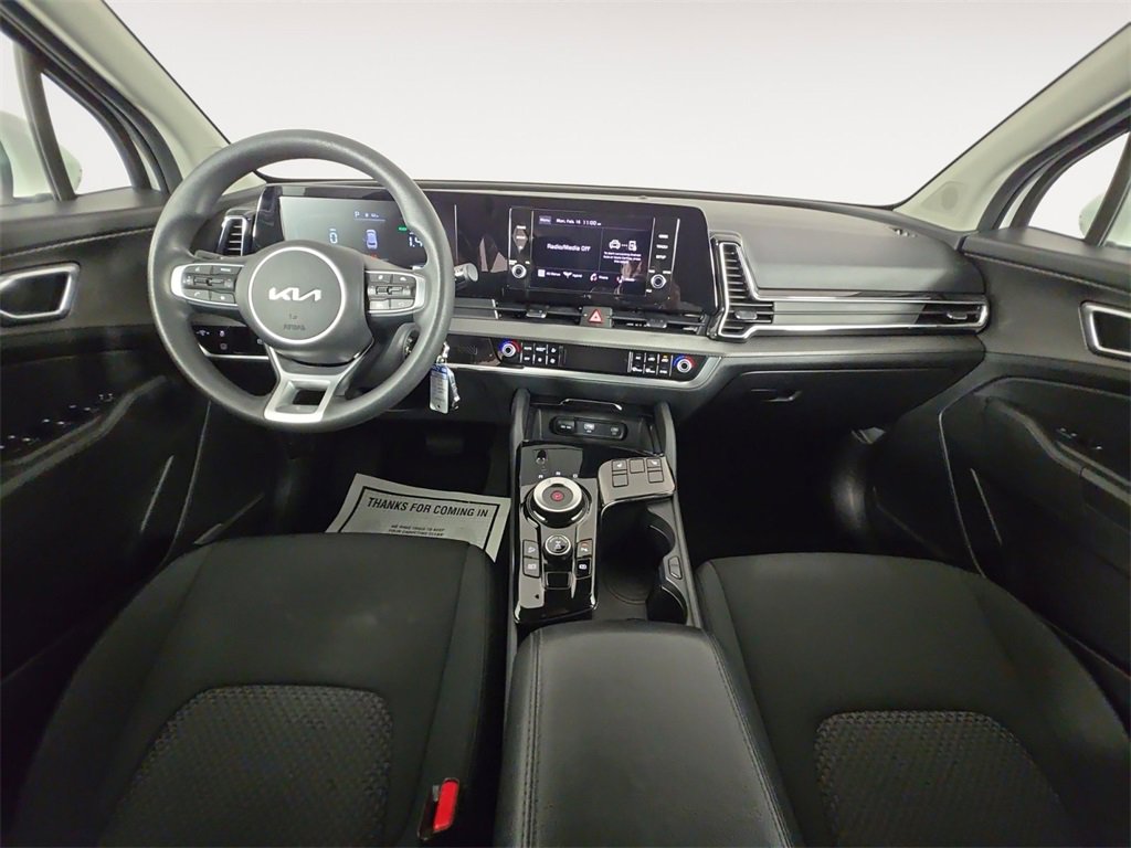 Used 2023 Kia Sportage LX image 10