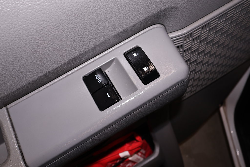 Certified 2024 Ford E-350 and Econoline 350 Super Duty w/ Power Windows & Locks Group RWD image 14