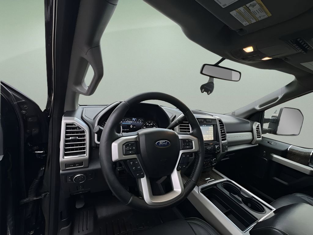 Used 2017 Ford F350 Lariat w/ Chrome Package image 10