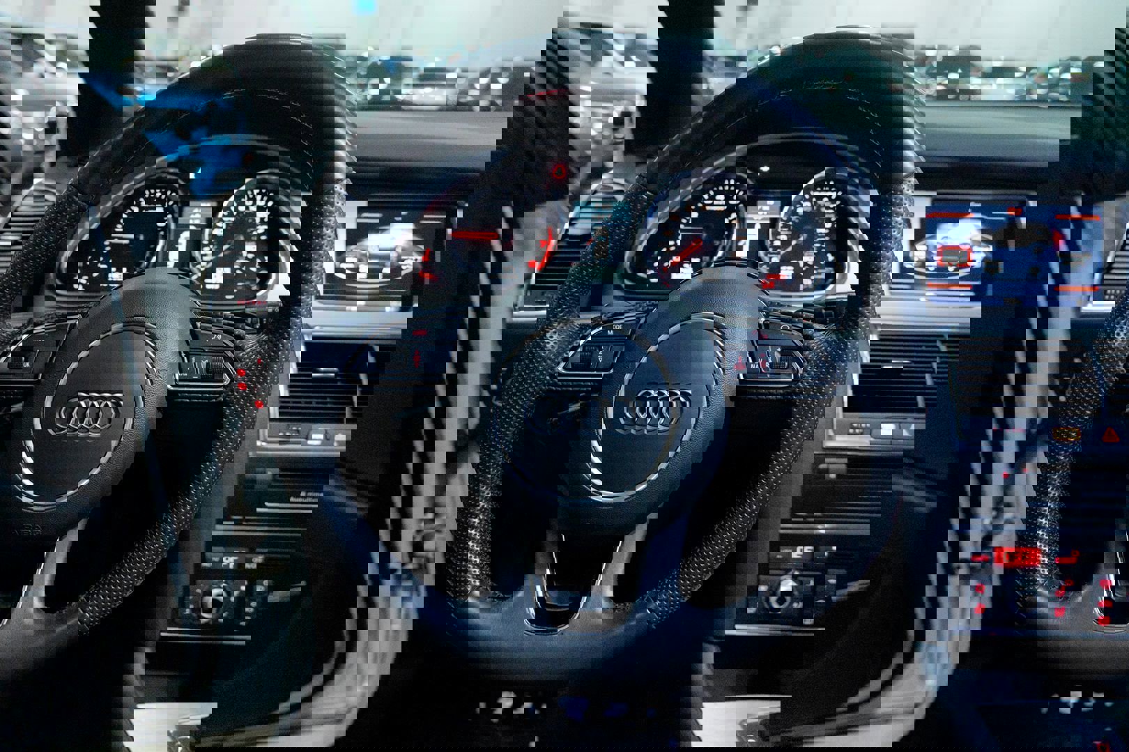 Used 2014 Audi Q7 3.0T S line Prestige w/ Technology Package image 45