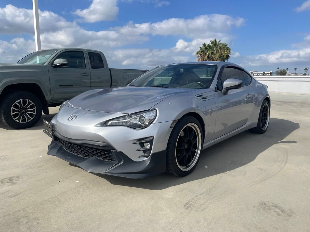 Used 2020 Toyota 86 RWD image 5