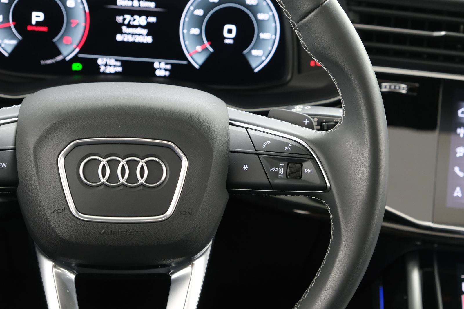Used 2025 Audi Q8 Premium Plus AWD/4WD image 14