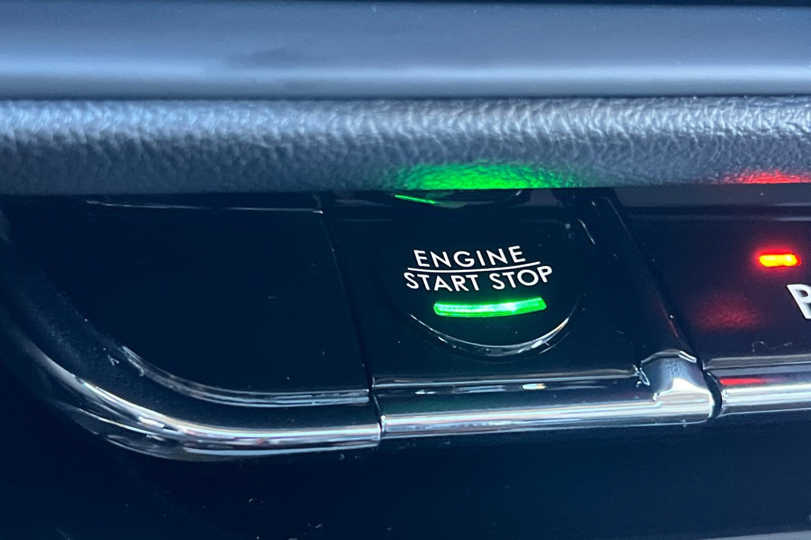 Certified 2025 Lincoln Corsair Grand Touring w/ Equipment Group 301A image 23