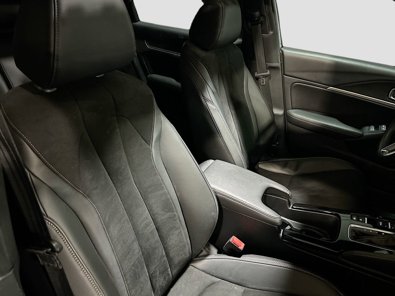 Used 2024 Acura Integra A-Spec image 27