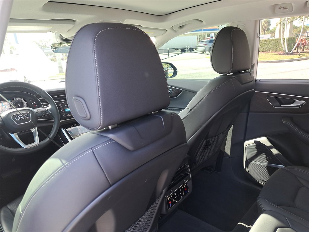 Certified 2023 Audi Q8 Prestige image 26