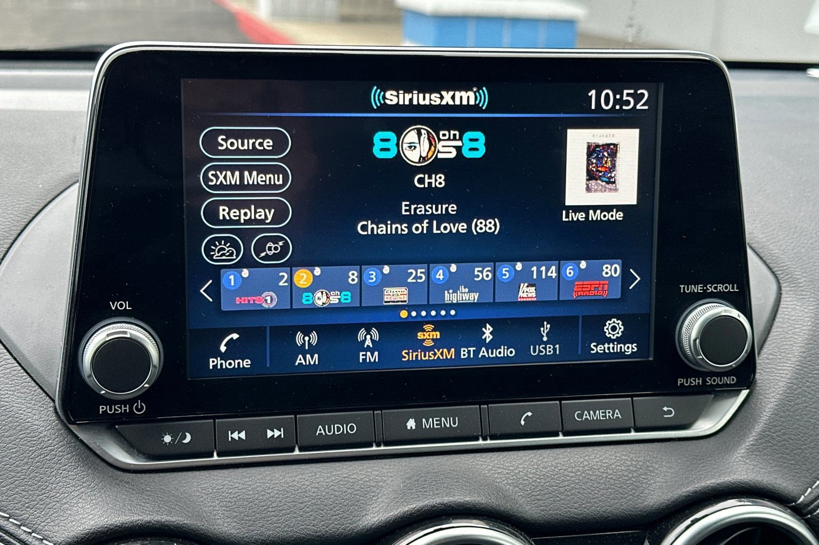 Used 2023 Nissan Sentra SV image 17