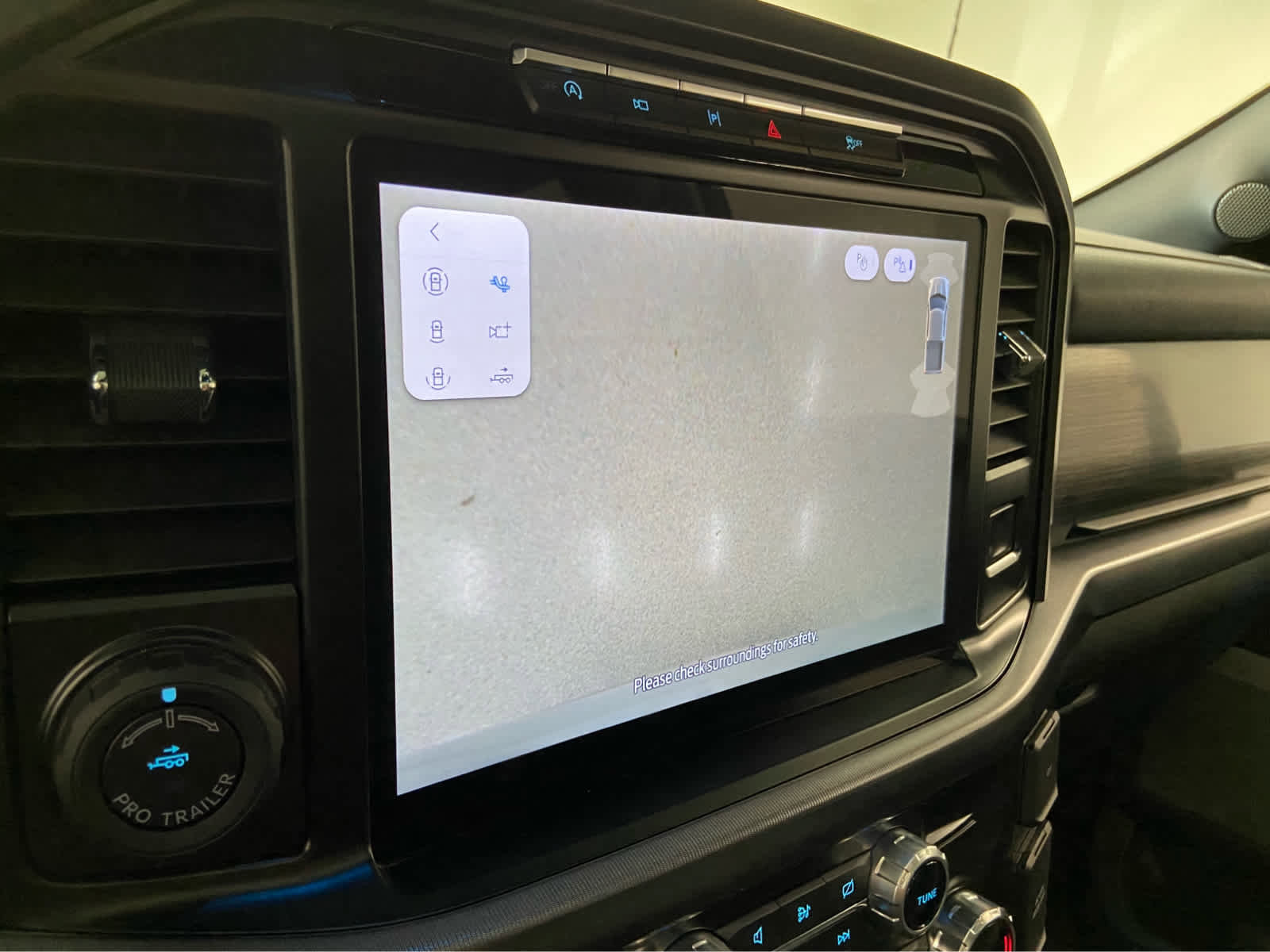 Used 2024 Ford F150 Lariat w/ Bed Utility Package image 39