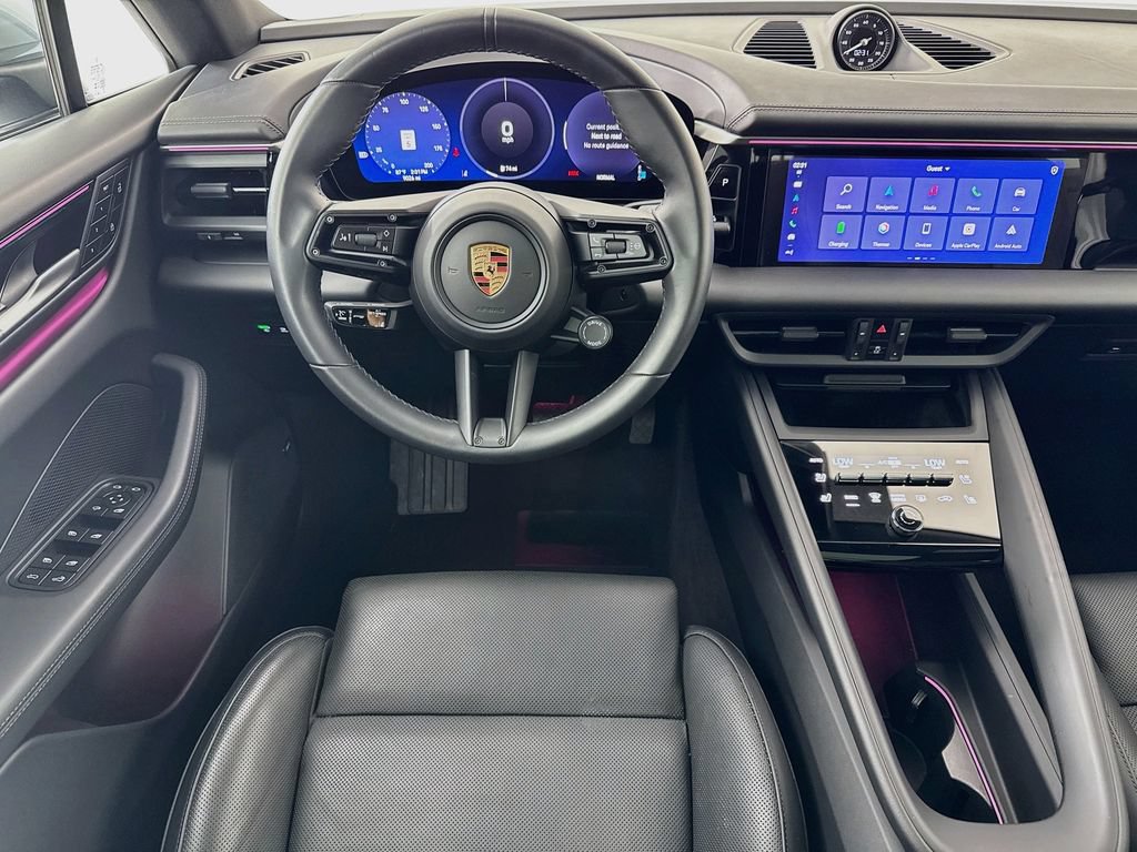Certified 2025 Porsche Macan Electric RWD image 25