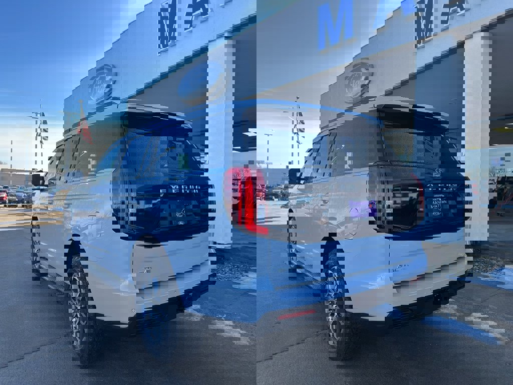 New 2026 Ford Expedition Active image 6