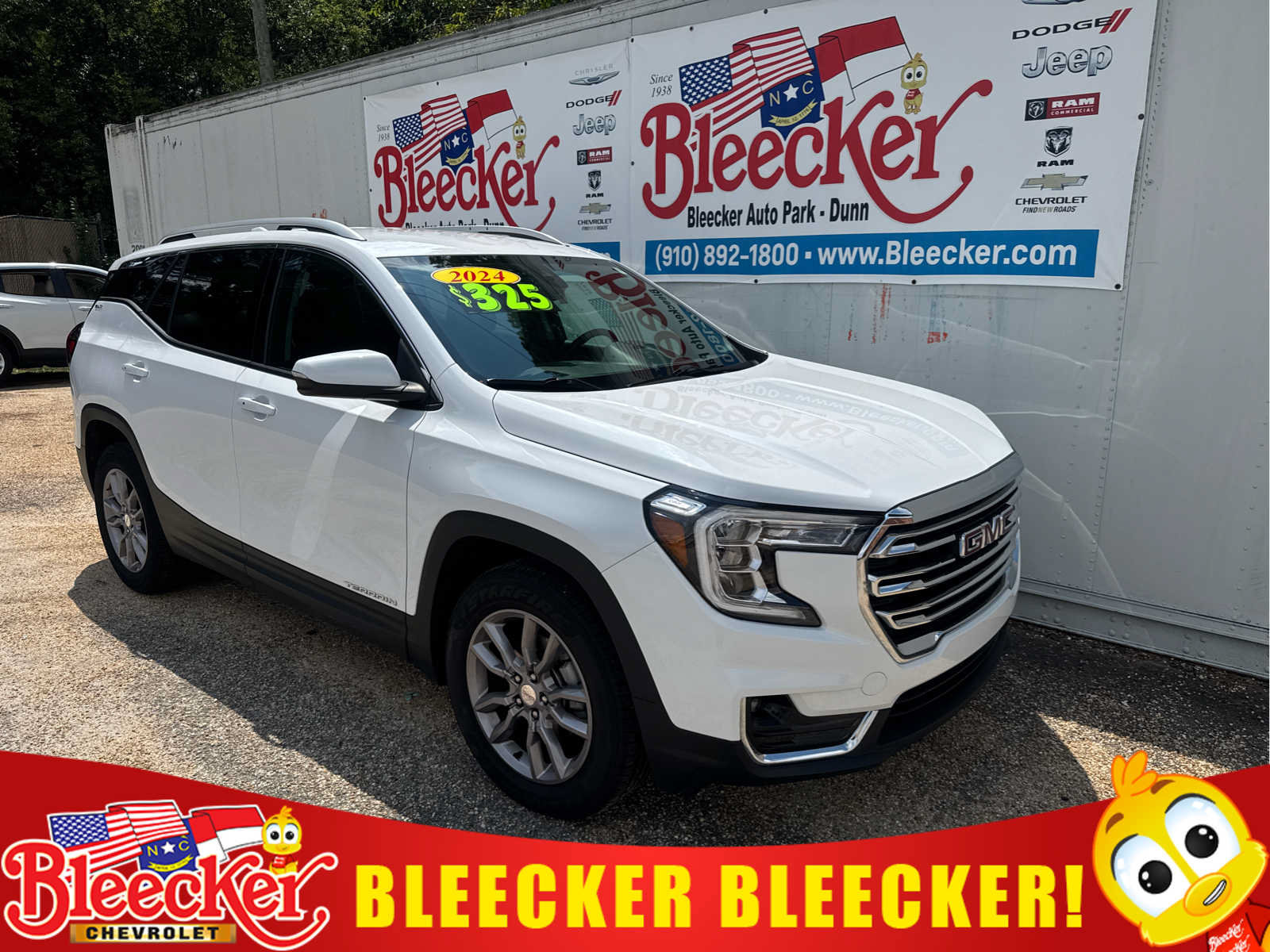 Used 2024 GMC Terrain SLT