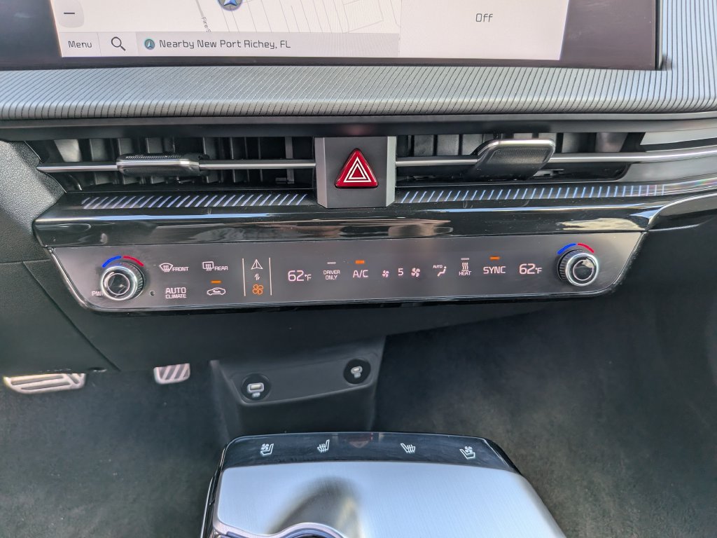 Certified 2024 Kia EV6 GT-Line RWD image 27