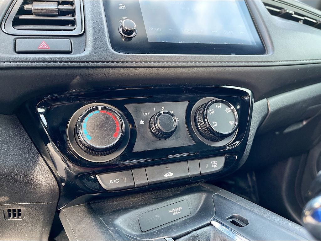 Used 2021 Honda HR-V Sport image 15