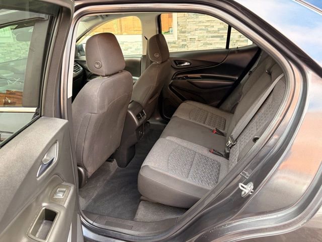 Used 2022 Chevrolet Equinox LT AWD/4WD image 16