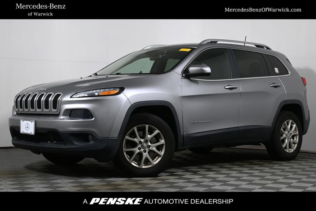 Used 2016 Jeep Cherokee Latitude w/ Cold Weather Group