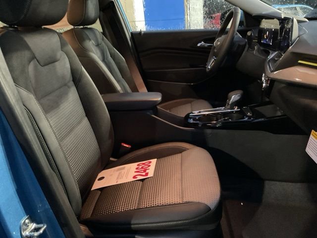 New 2026 Chevrolet Trax LT w/ Driver Confidence Package image 29