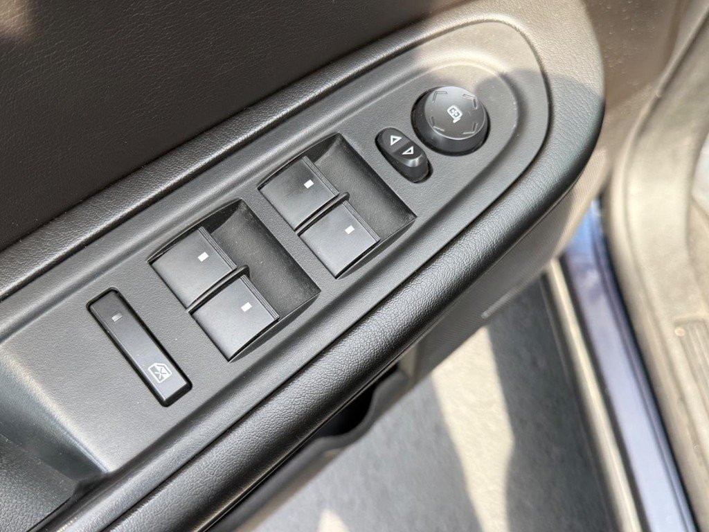 Used 2017 Chevrolet Traverse LT AWD/4WD image 17