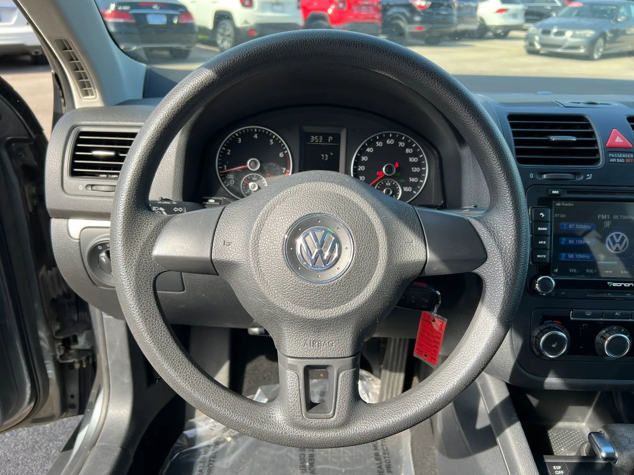 Used 2010 Volkswagen Jetta S FWD image 15