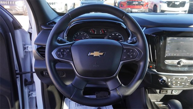Used 2023 Chevrolet Traverse LT image 29