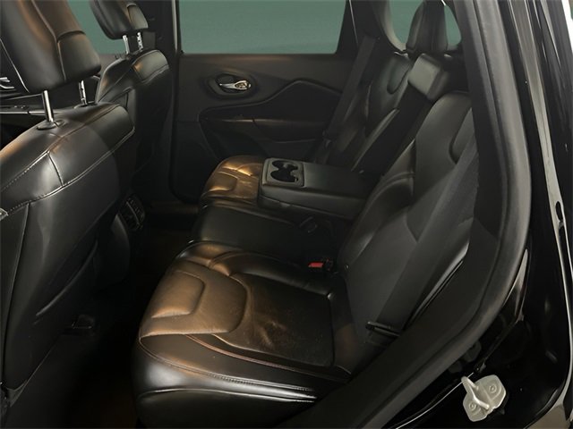 Used 2019 Jeep Cherokee Trailhawk image 13