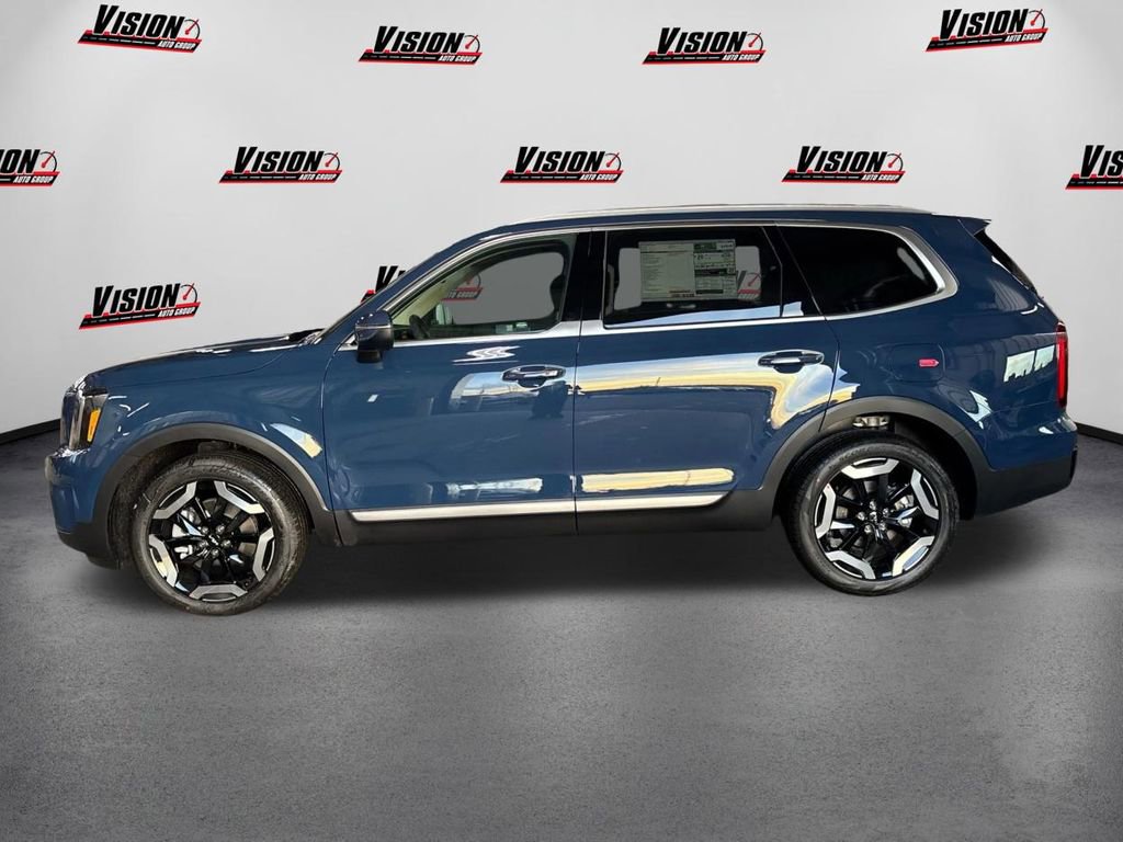 New 2025 Kia Telluride S image 8