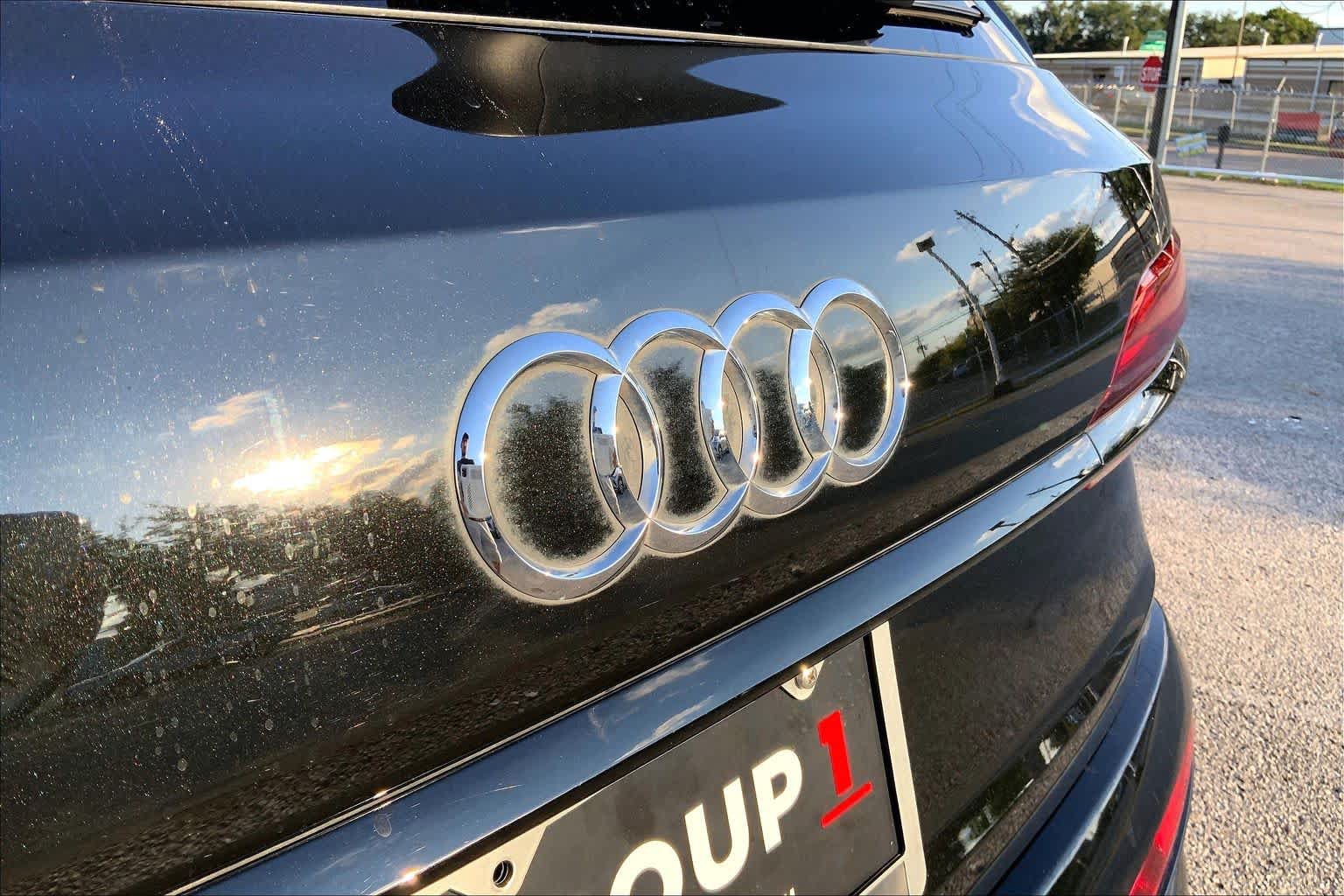 Used 2024 Audi SQ7 Prestige w/ S Sport Package AWD/4WD image 10