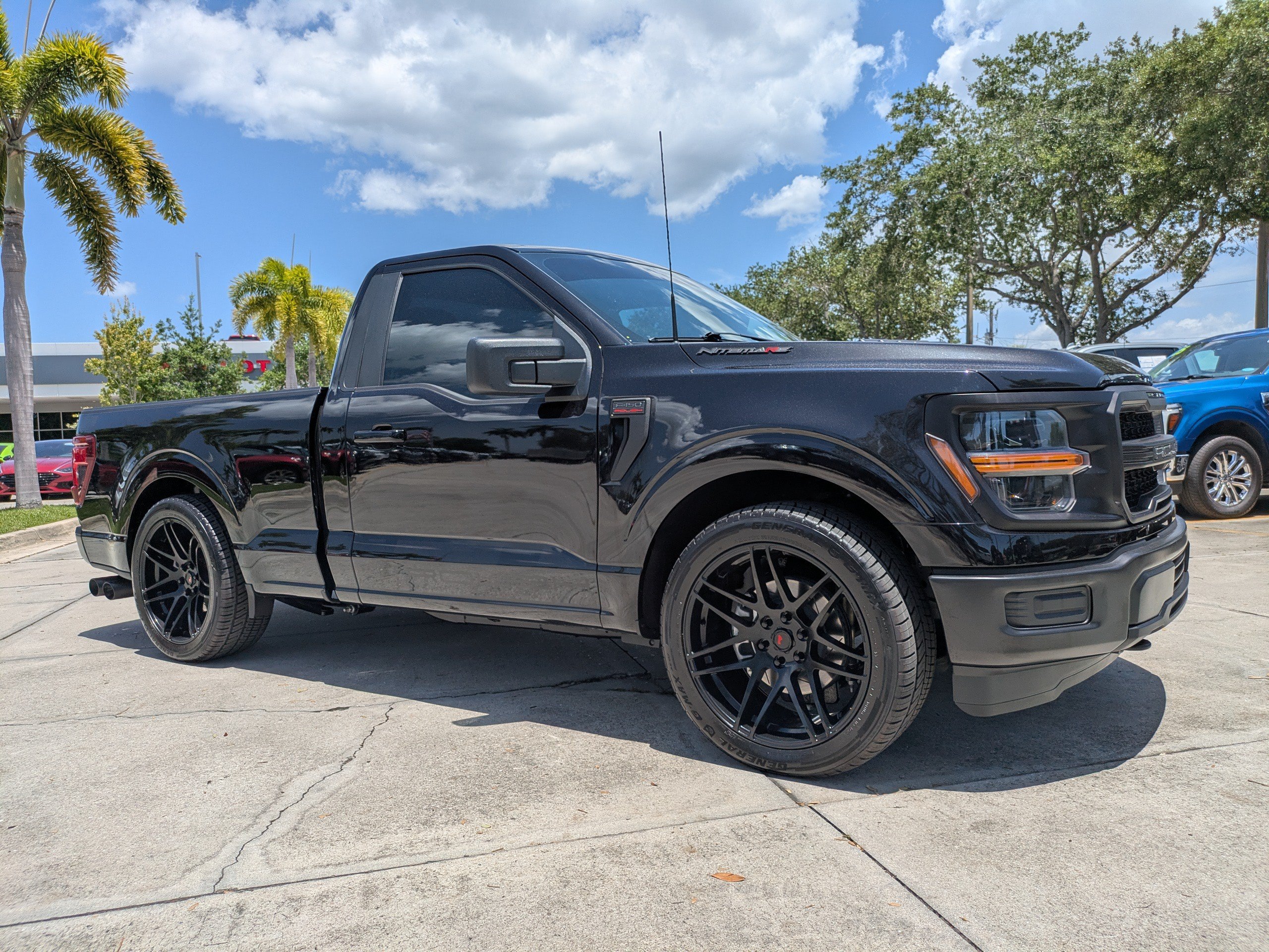 Used 2025 Ford F150 XL AWD/4WD image 2
