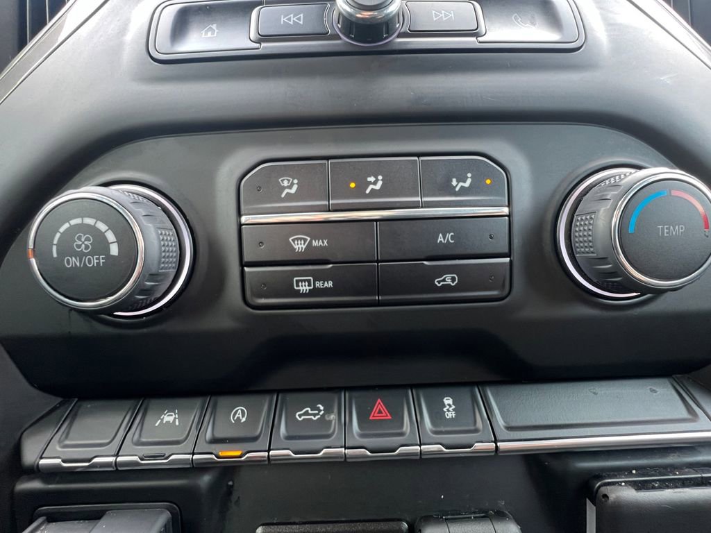 Used 2024 Chevrolet Silverado 1500 Custom image 4