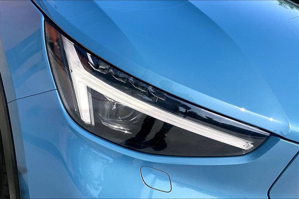 Certified 2023 Volvo C40 P8 Recharge Ultimate w/ Protection Package Premier AWD/4WD image 39