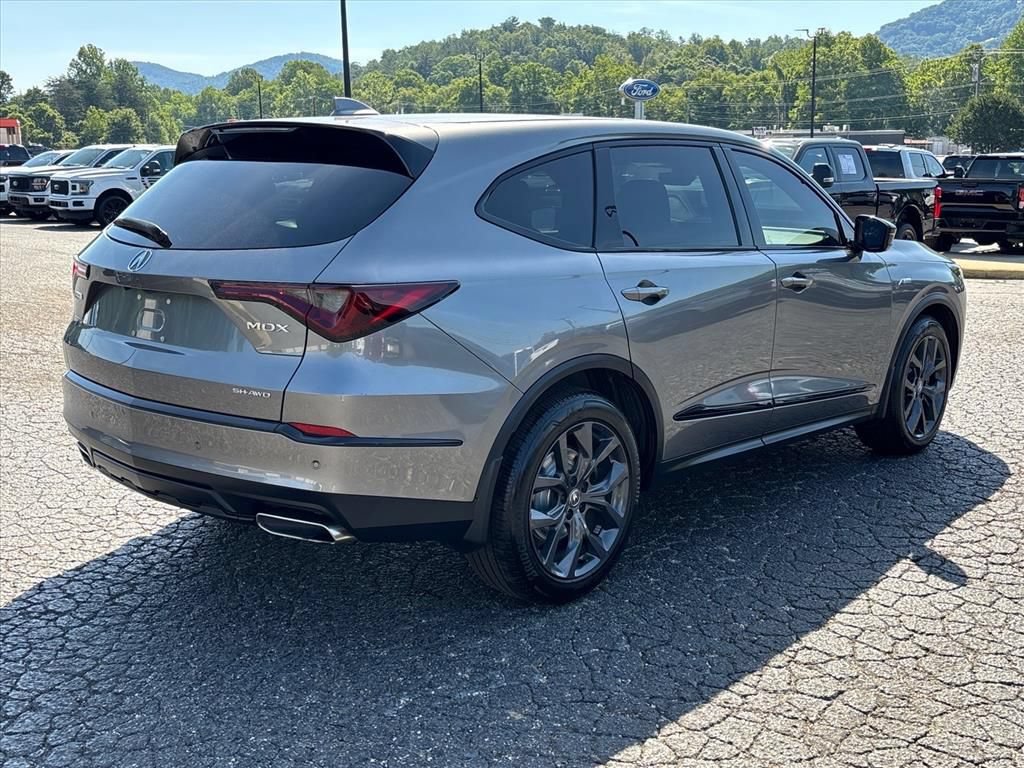 Used 2024 Acura MDX A-Spec AWD/4WD image 8