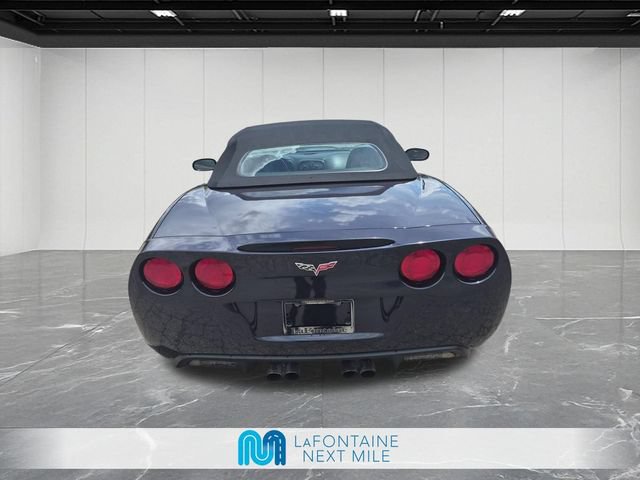 Used 2013 Chevrolet Corvette Convertible RWD image 4