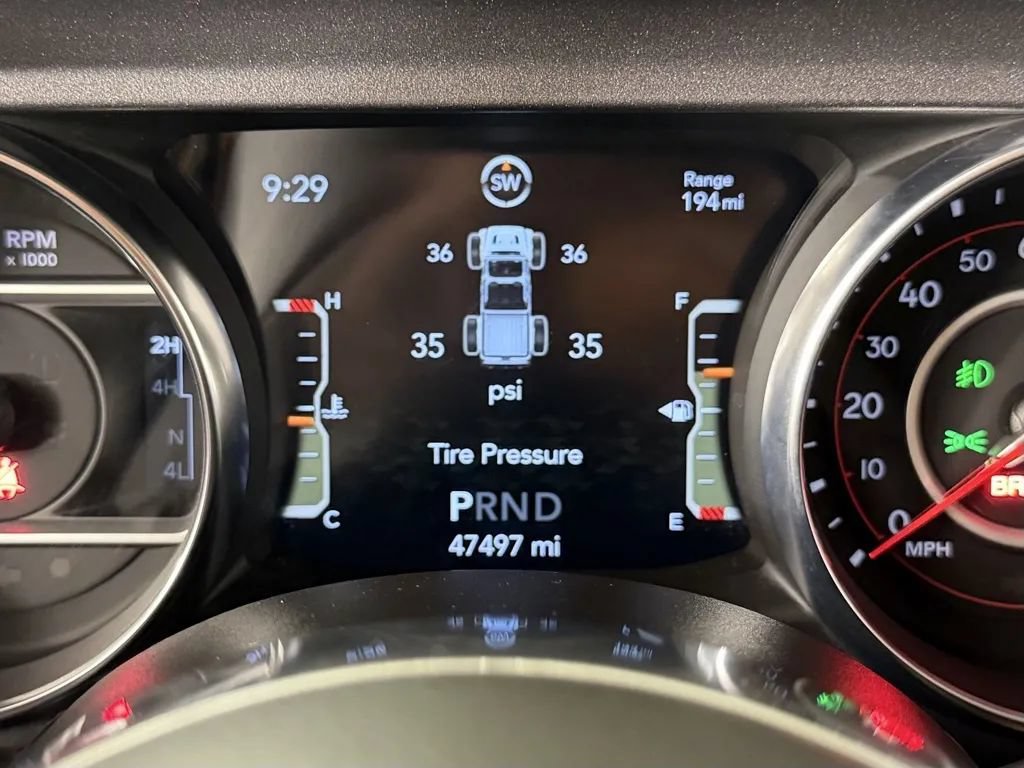 Used 2021 Jeep Gladiator Mojave AWD/4WD image 16