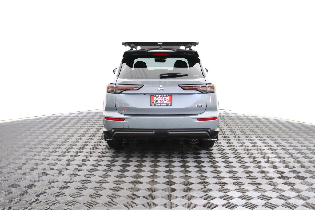 Used 2026 Mitsubishi Outlander AWD image 7