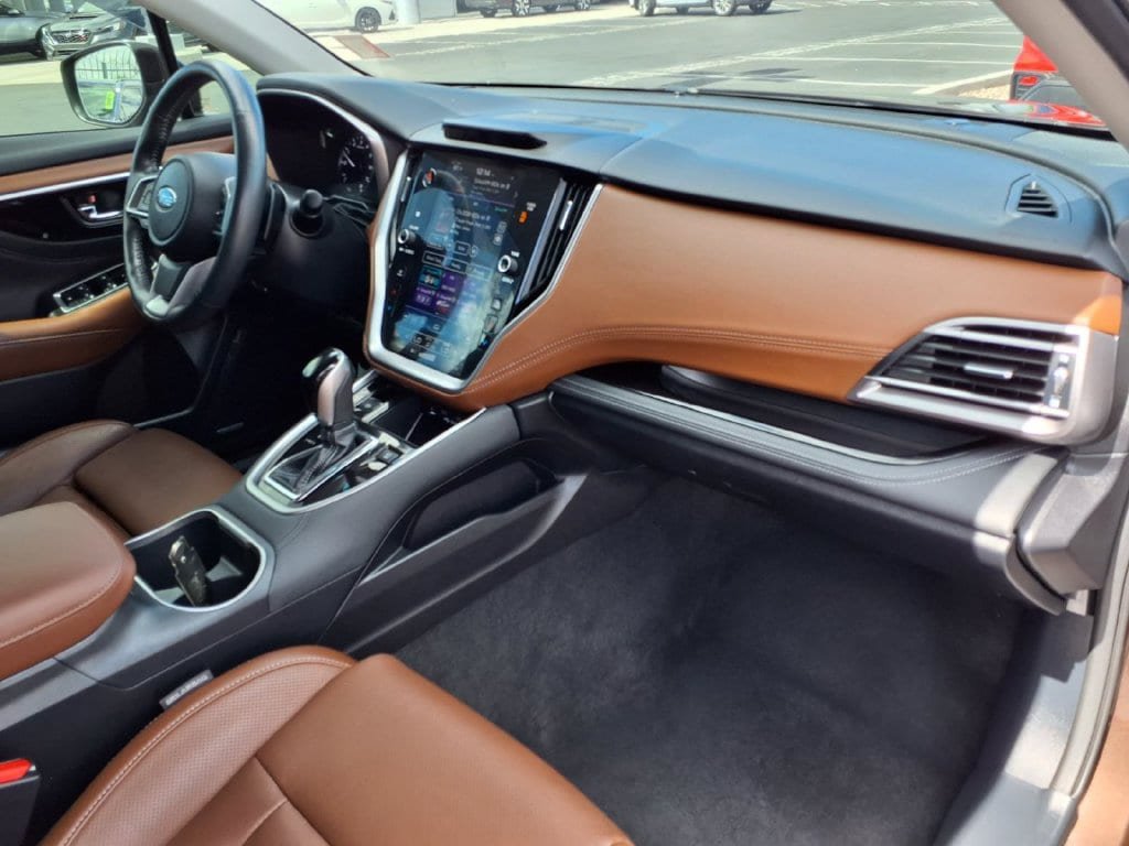 Used 2022 Subaru Outback Touring XT AWD/4WD image 18