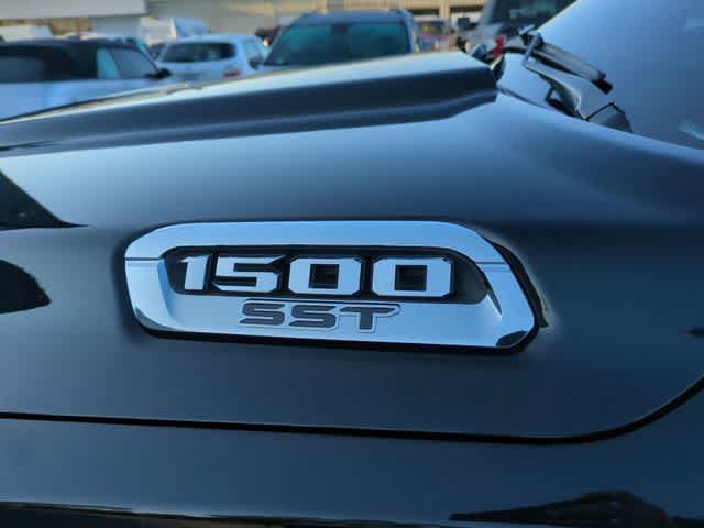 Used 2025 RAM 1500 Big Horn AWD/4WD image 13