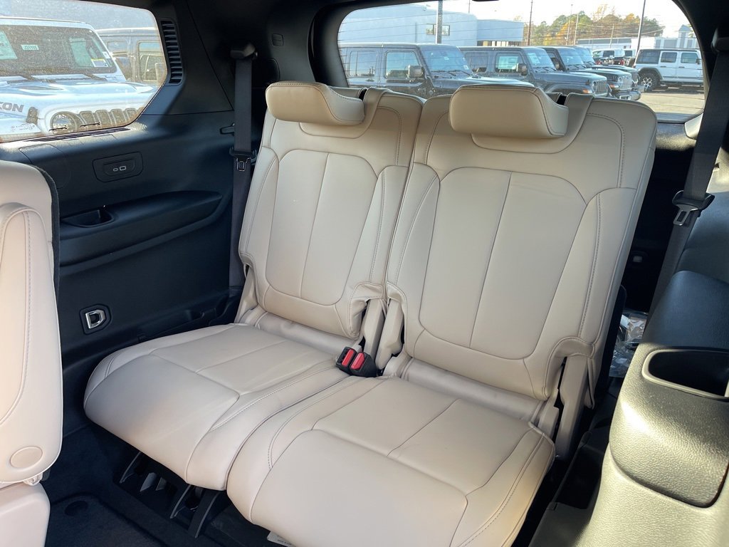 New 2025 Jeep Grand Cherokee L Limited w/ MOPAR Finishing Package image 22